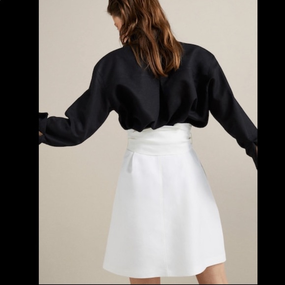 Darted white linen cotton skirt with belt. NWT - Picture 5 of 8